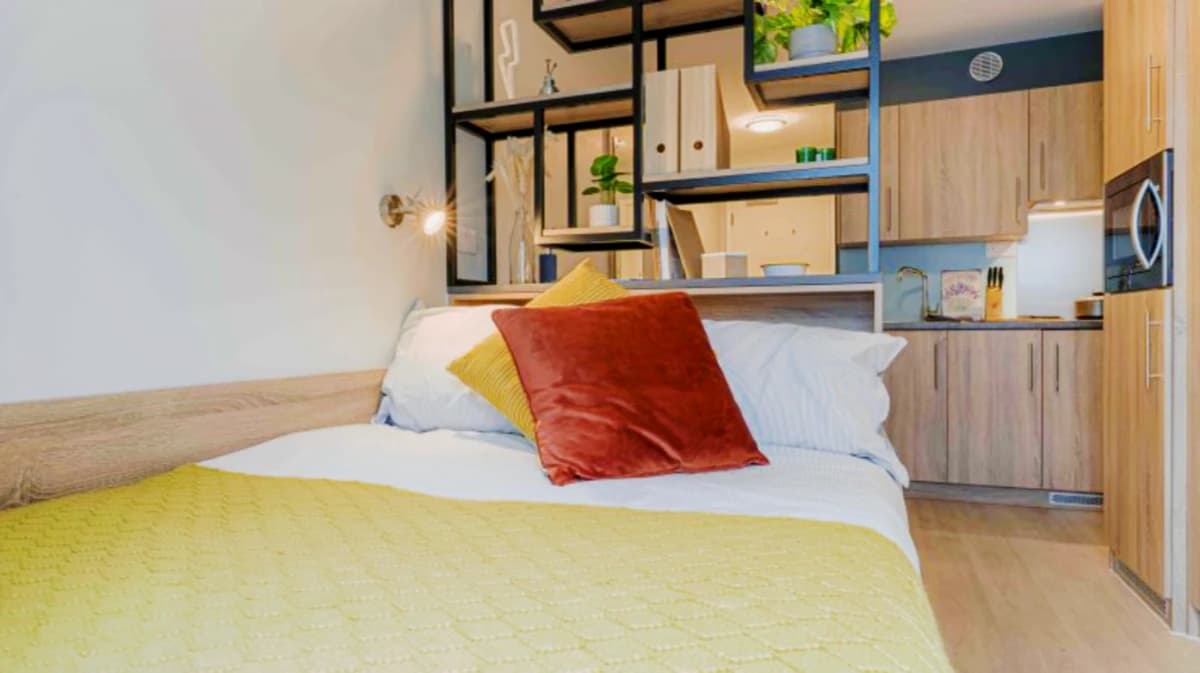 iQ Hammersmith image