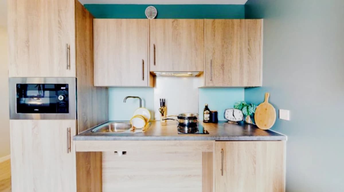 iQ Hammersmith image