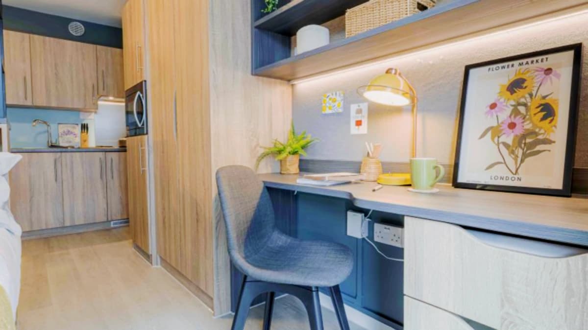 iQ Hammersmith image