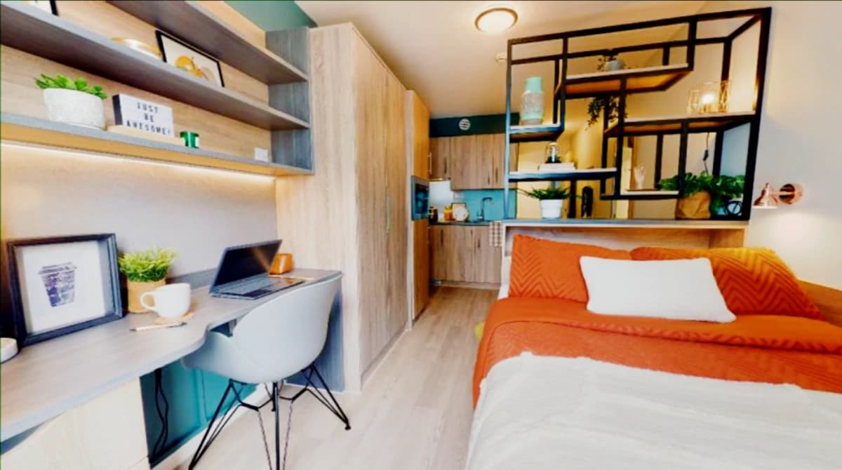 iQ Hammersmith image