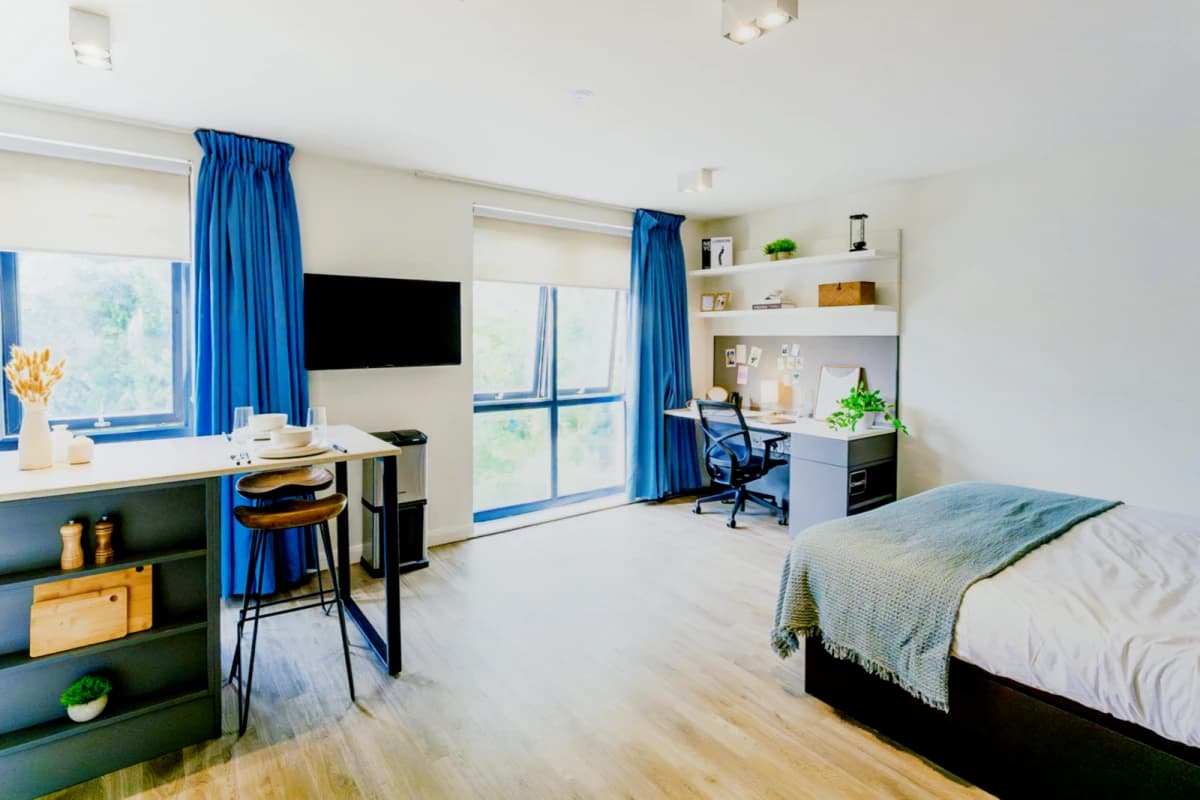 Portswood House image