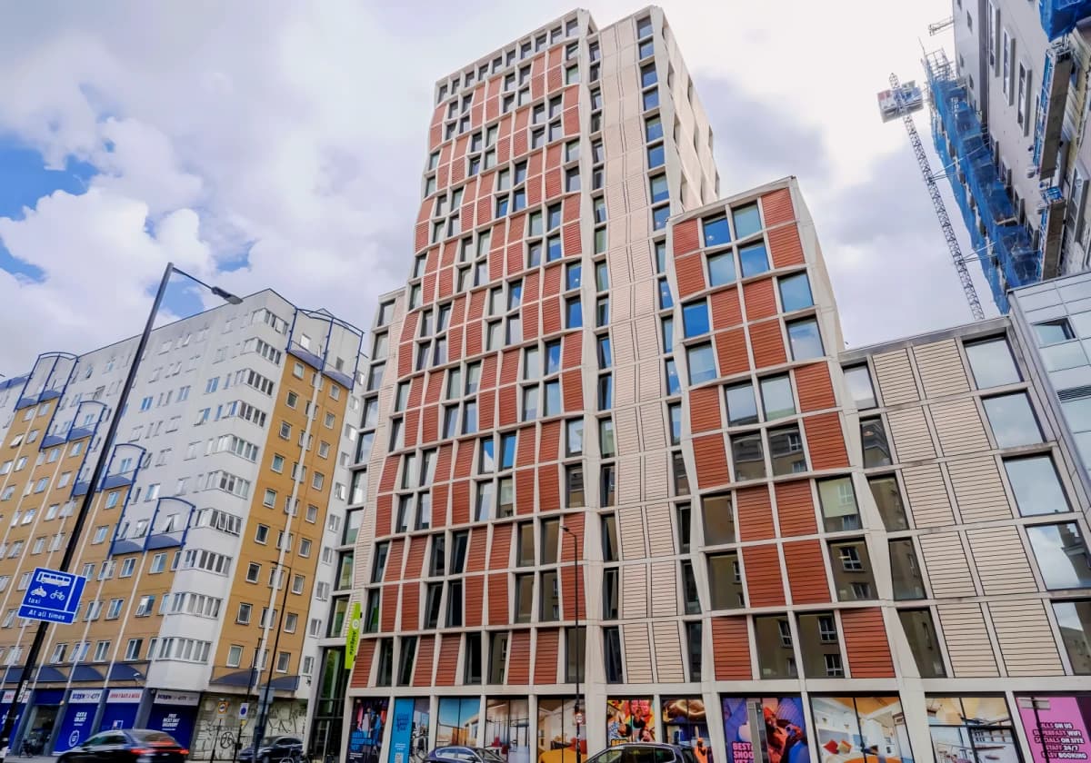 iQ Aldgate