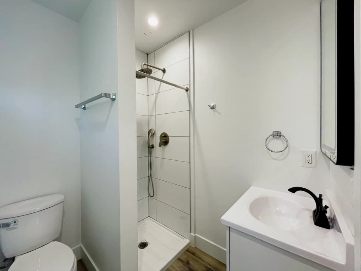 10 Bed 10 Bath