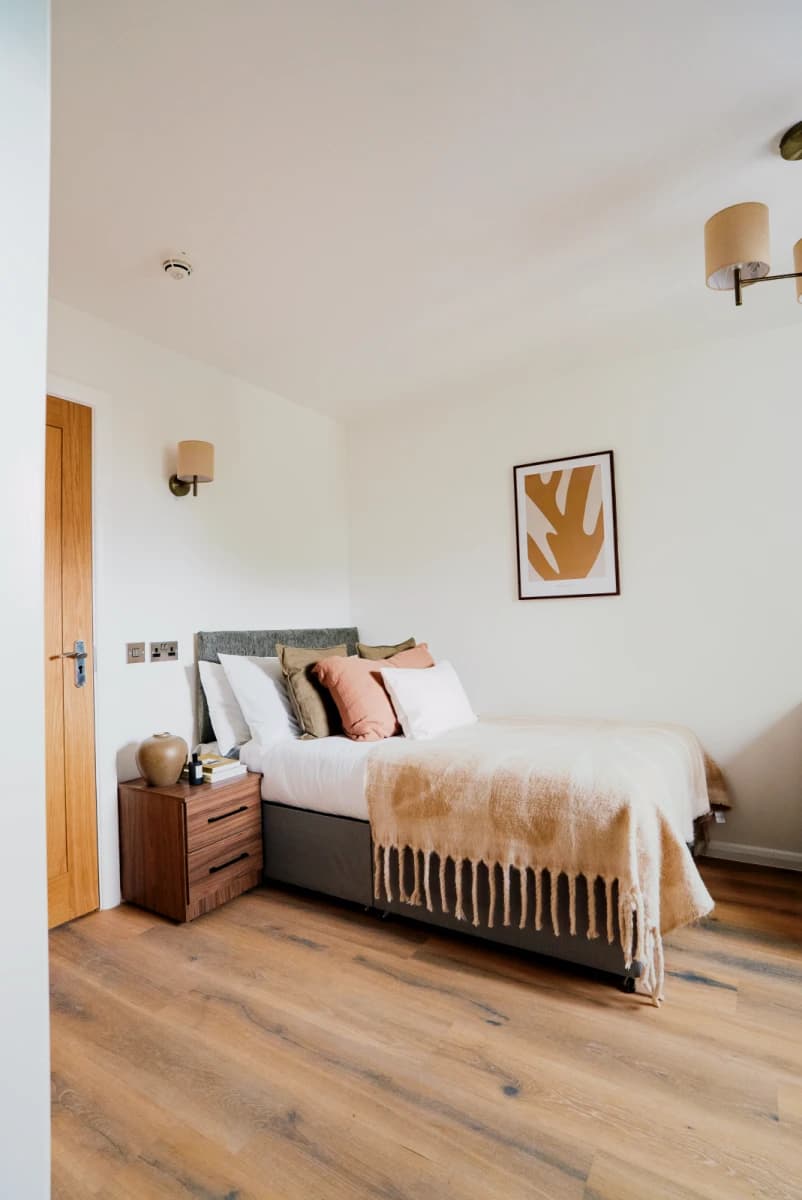 Cambridge House image