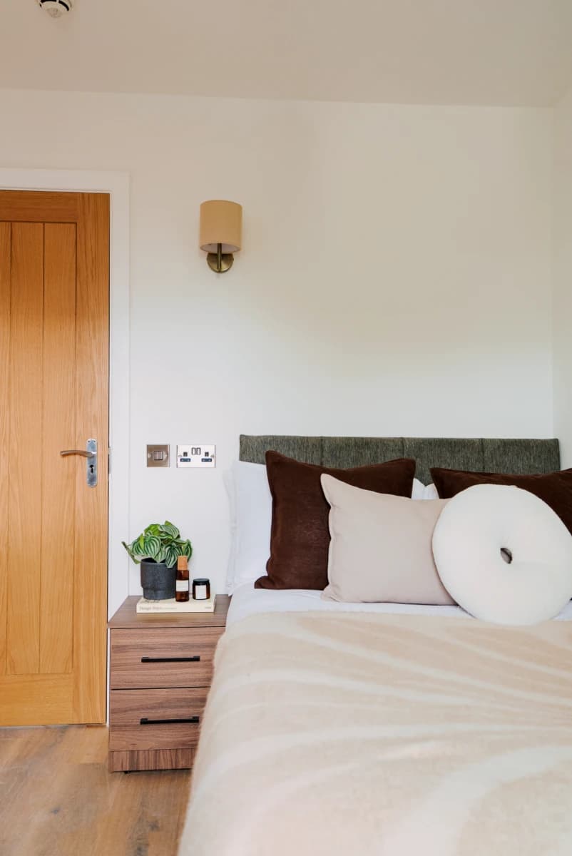 Cambridge House image