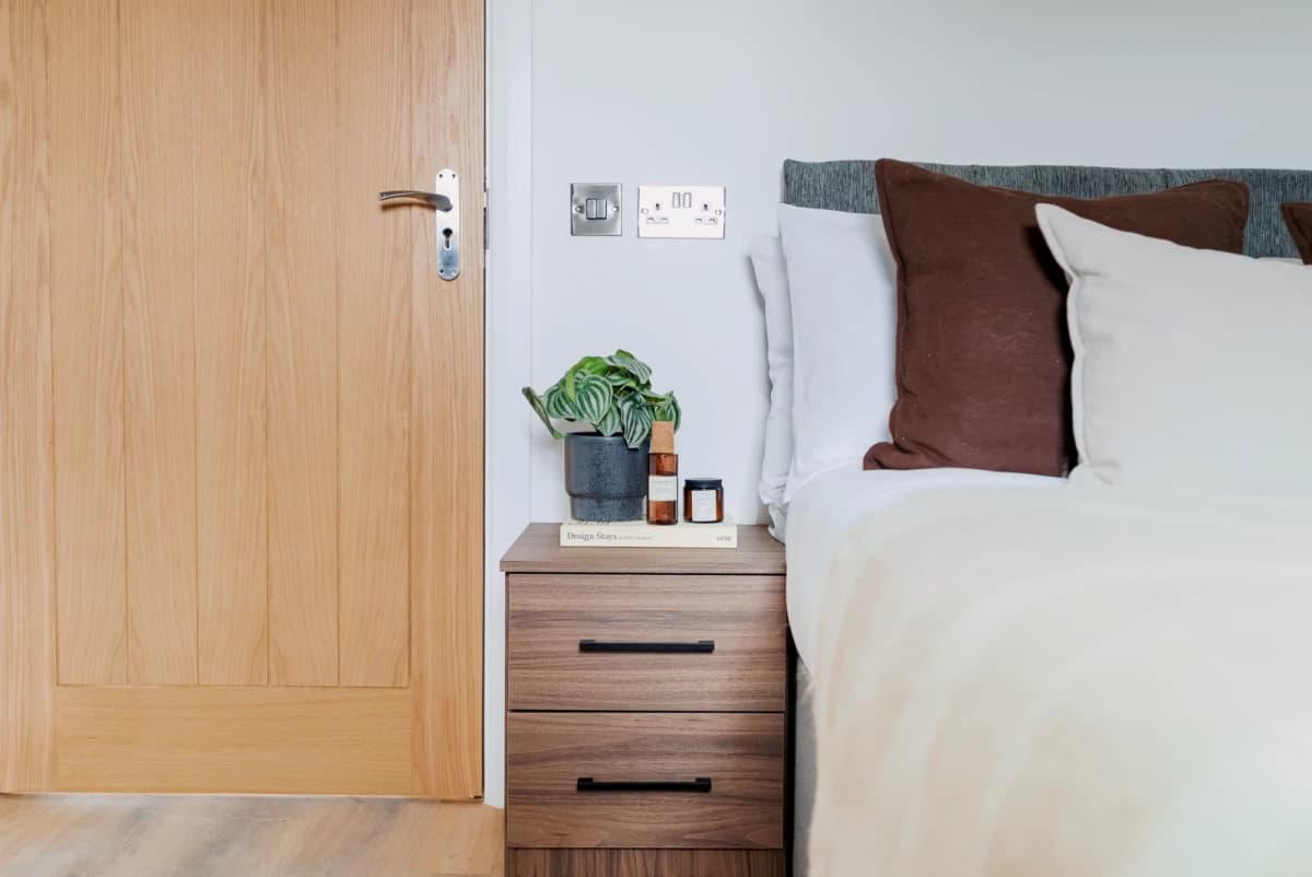 Cambridge House image