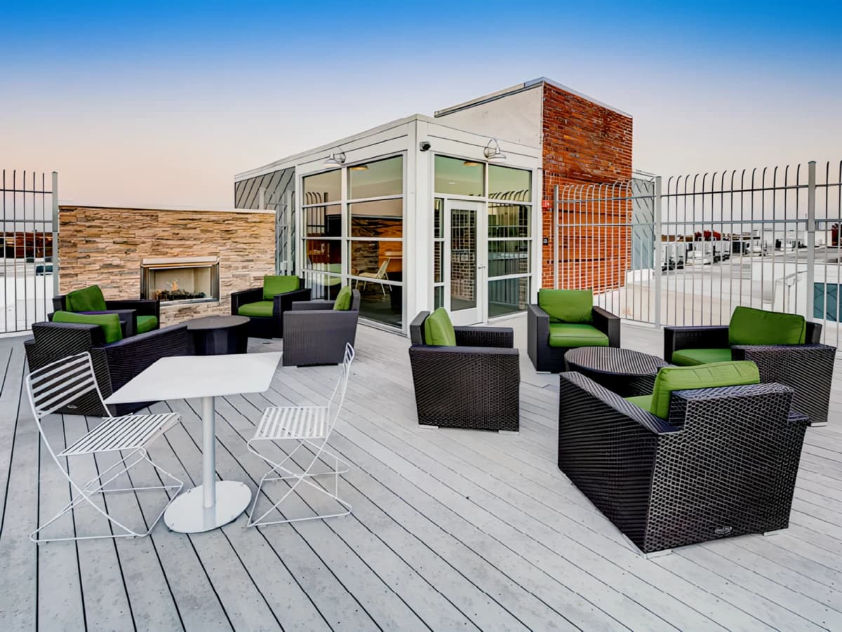 1200 West Marshall image