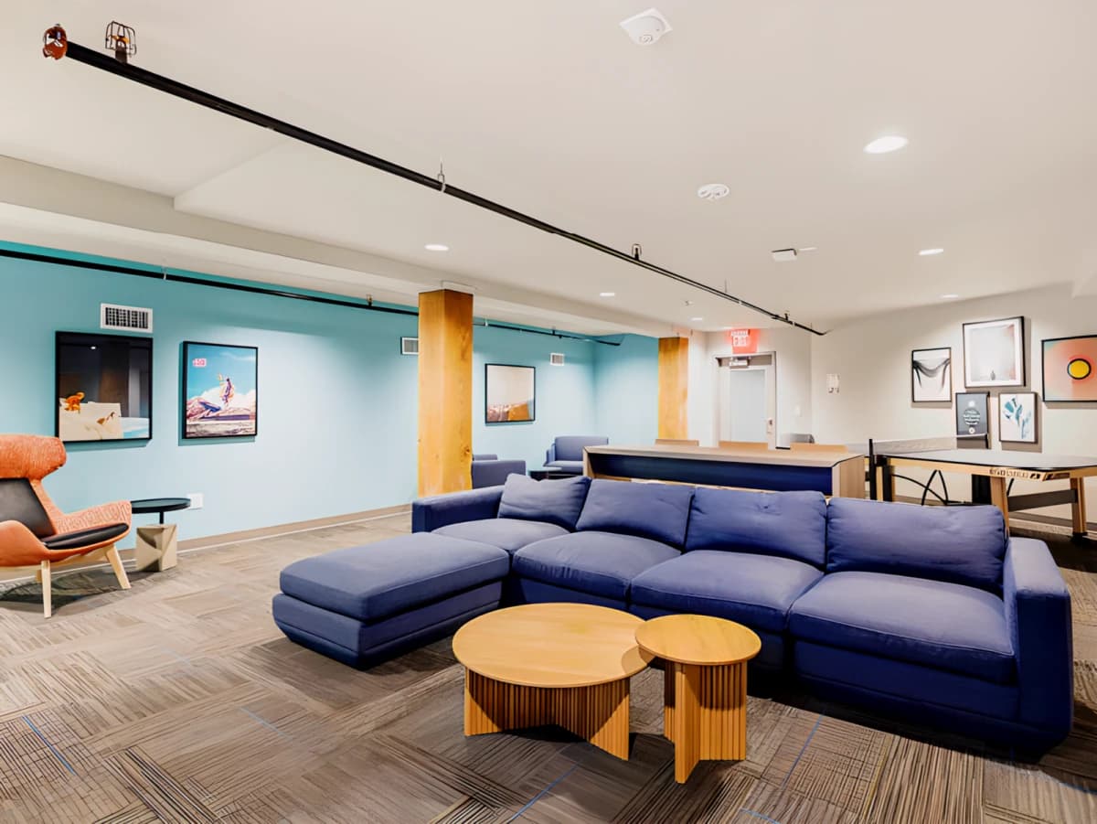 1200 West Marshall image