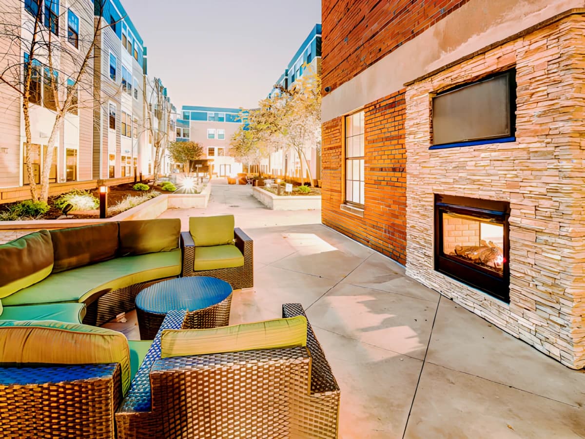 1200 West Marshall image