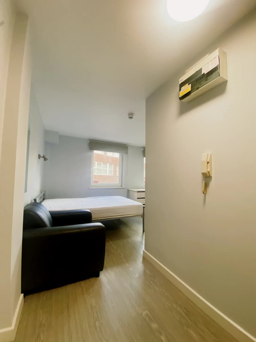 iQ Grosvenor House image