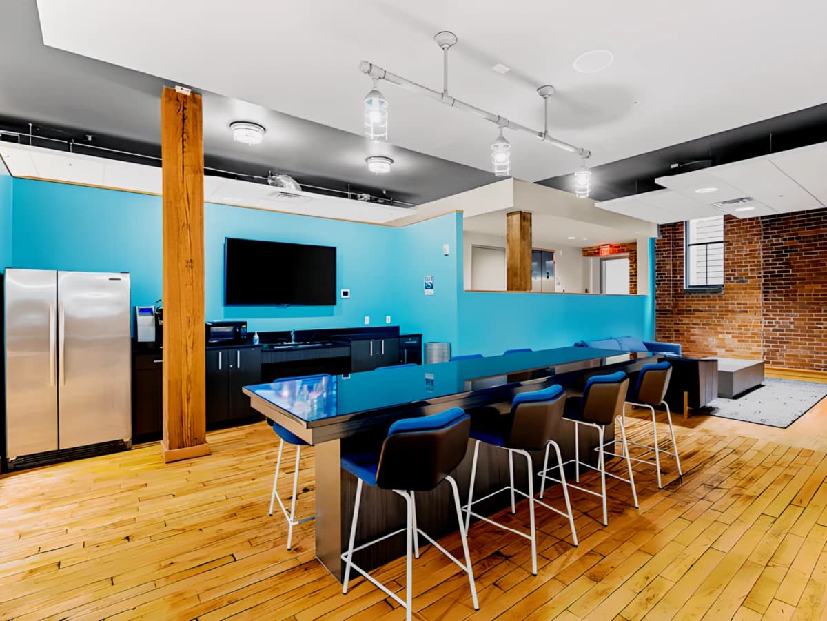 1200 West Marshall image