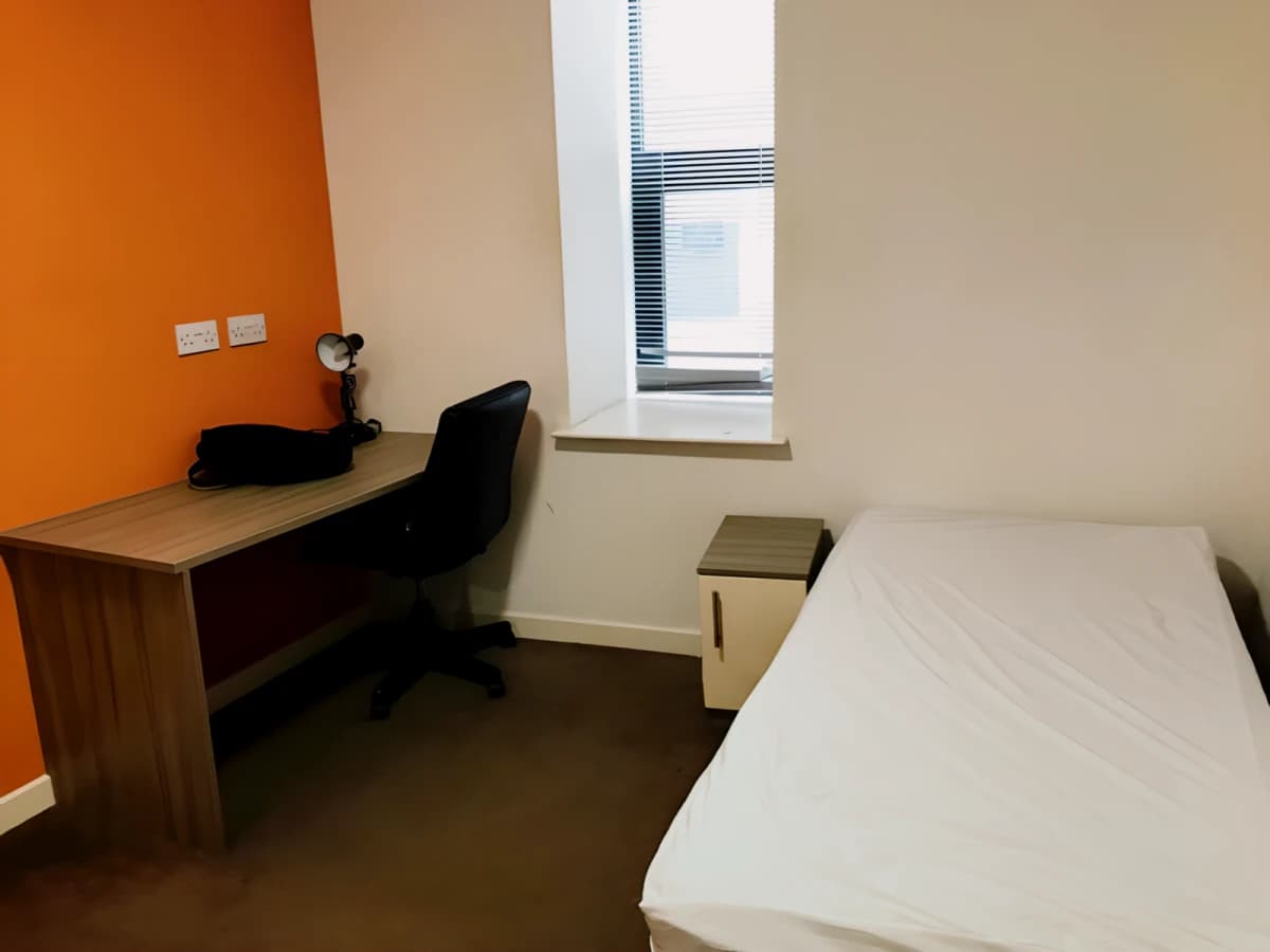 Minerva House image