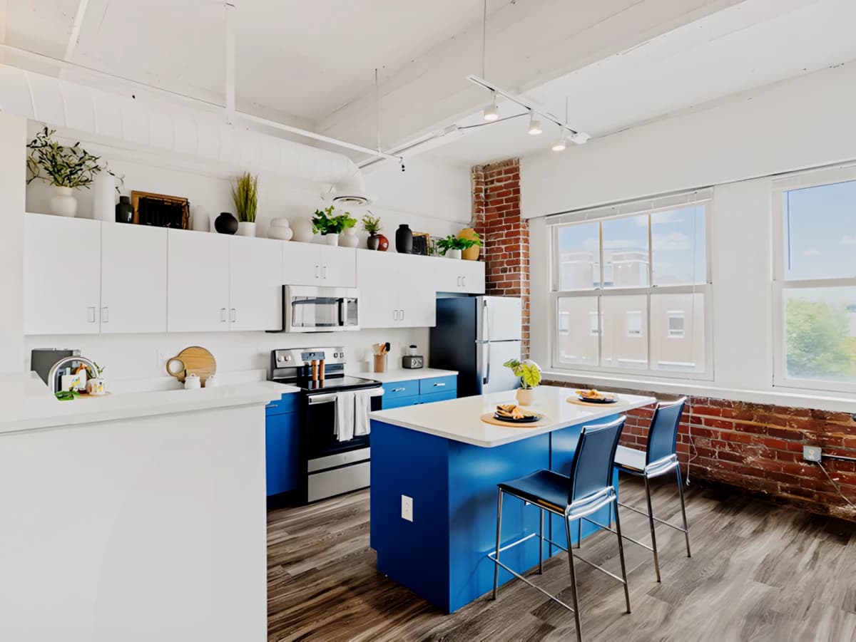 RAMZ Lofts at Capital Garage image