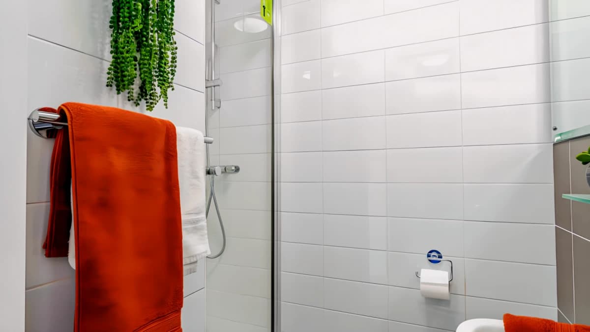 iQ Sterling Court image