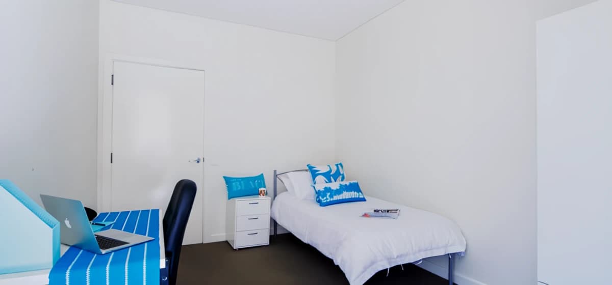 Student Living City West image 3