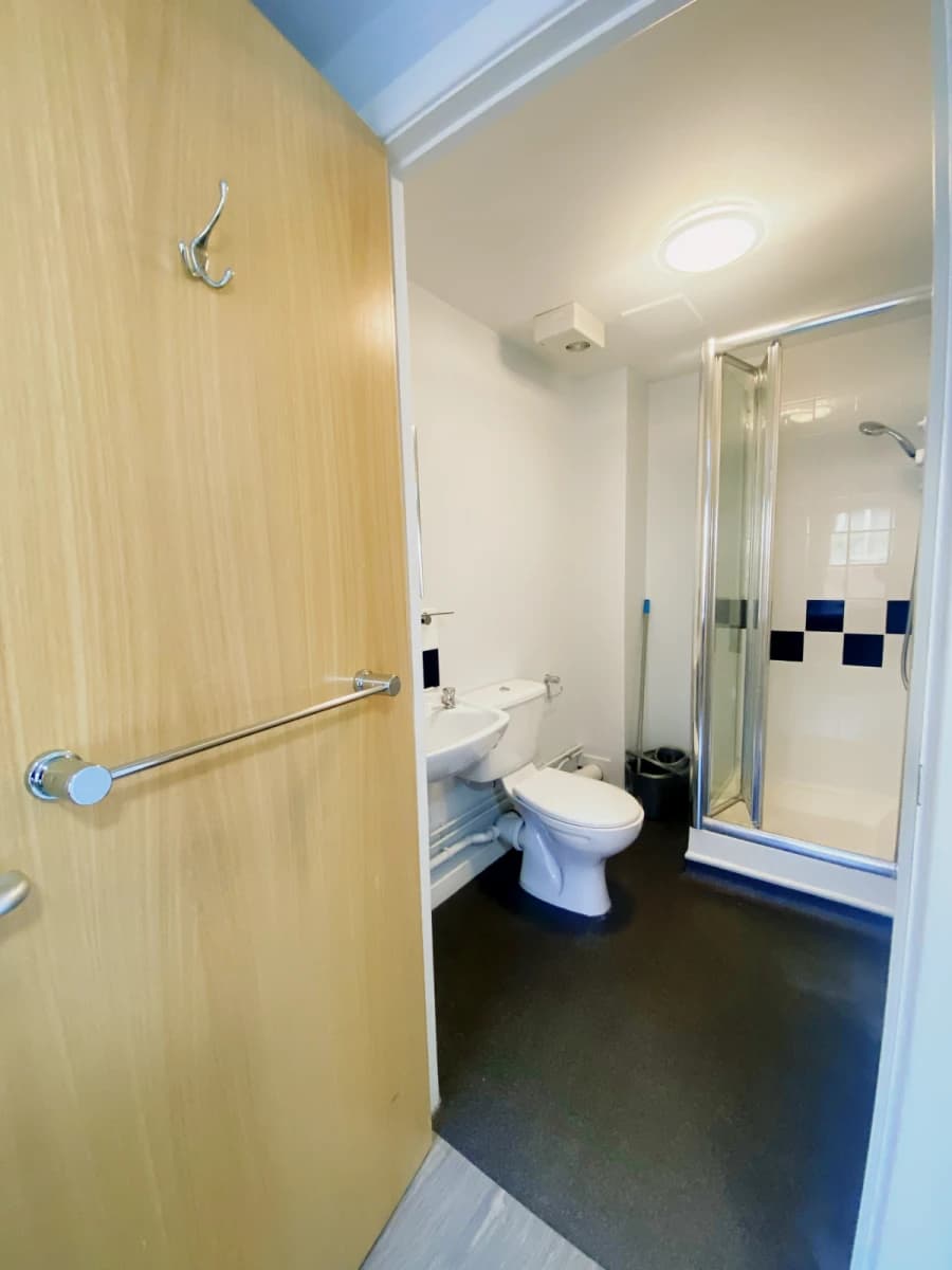 iQ Grosvenor House image