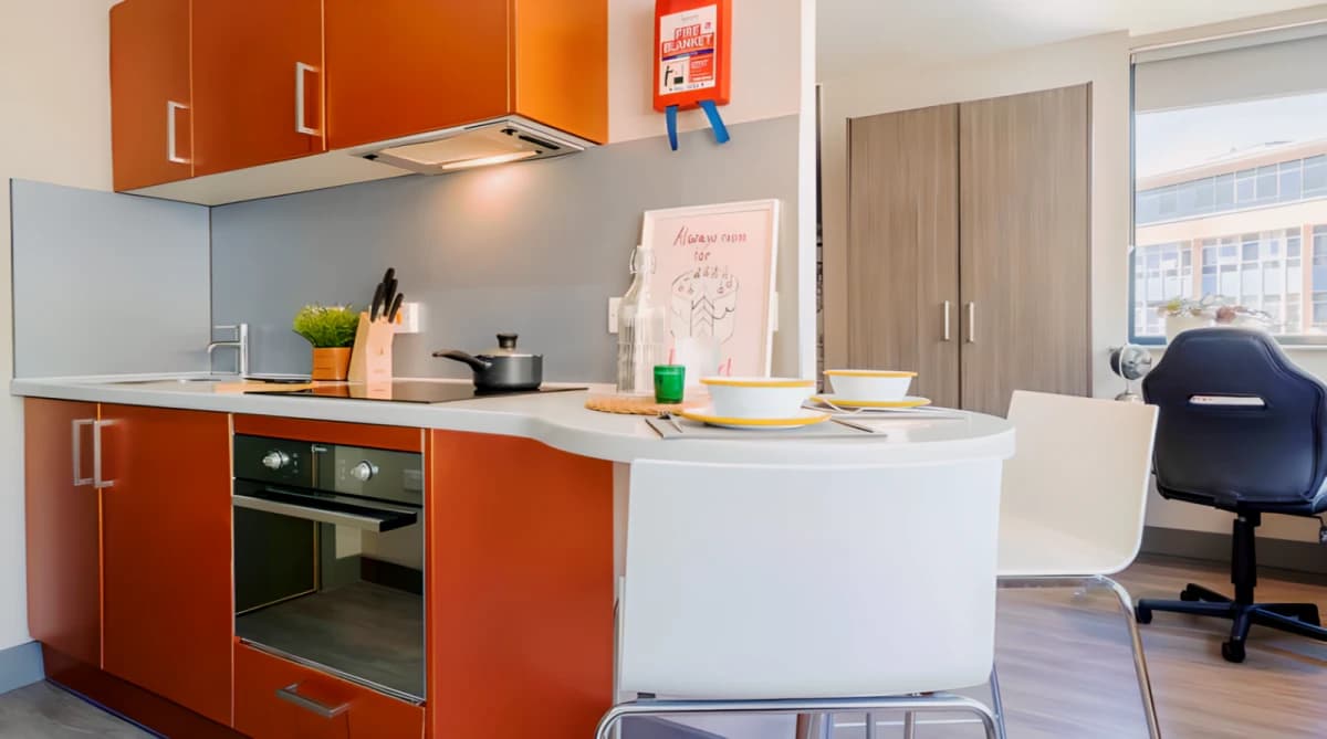 iQ Water Lane House image