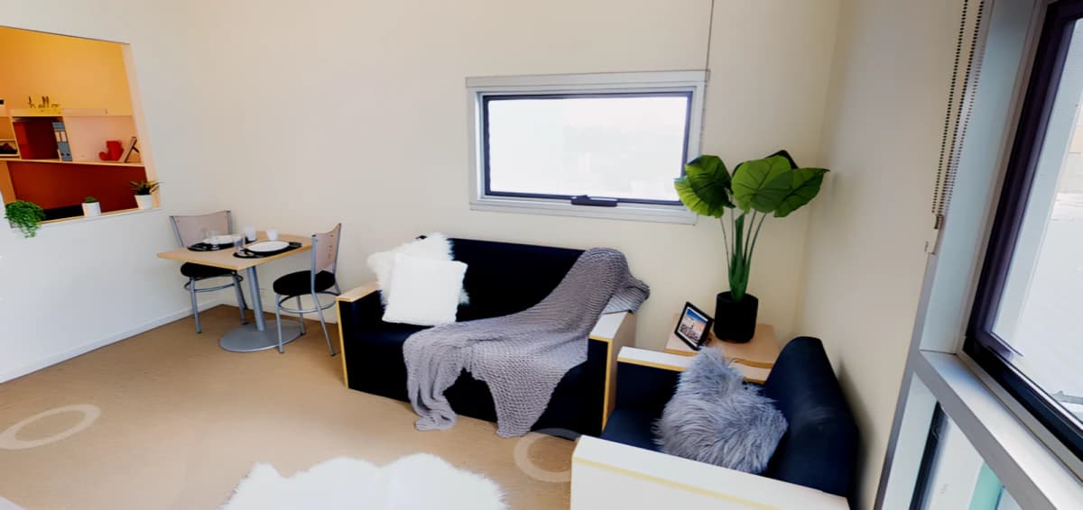 Student Living - 800 Swanston image