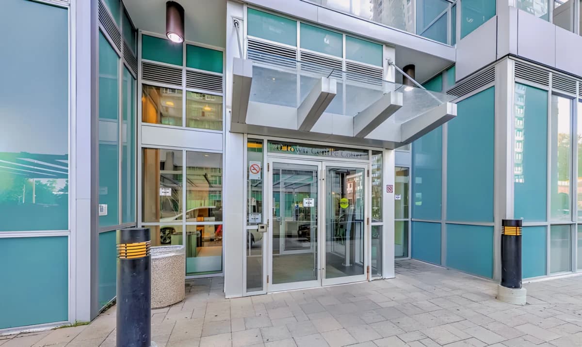 EQ1(70 Town Centre Court) image 3
