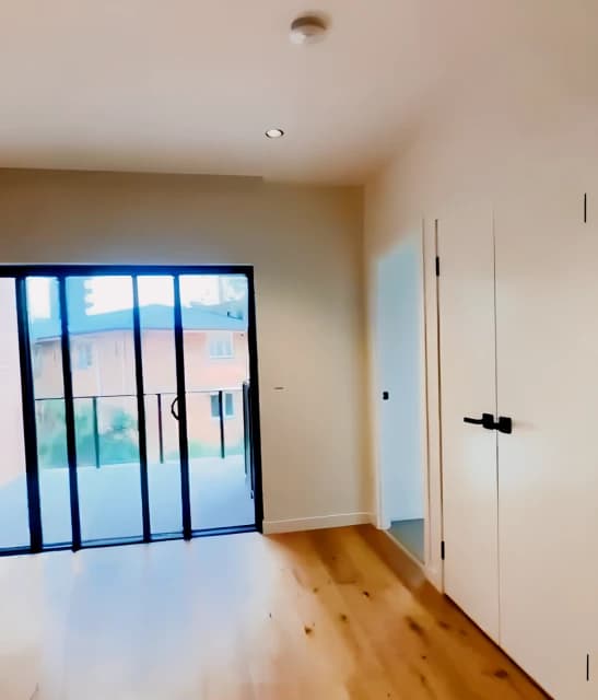 3 bed 2 bath