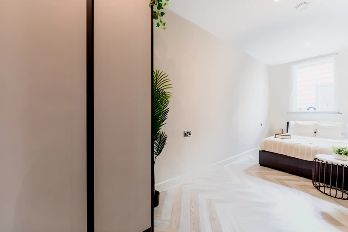 Dwell 121 Princess Street image