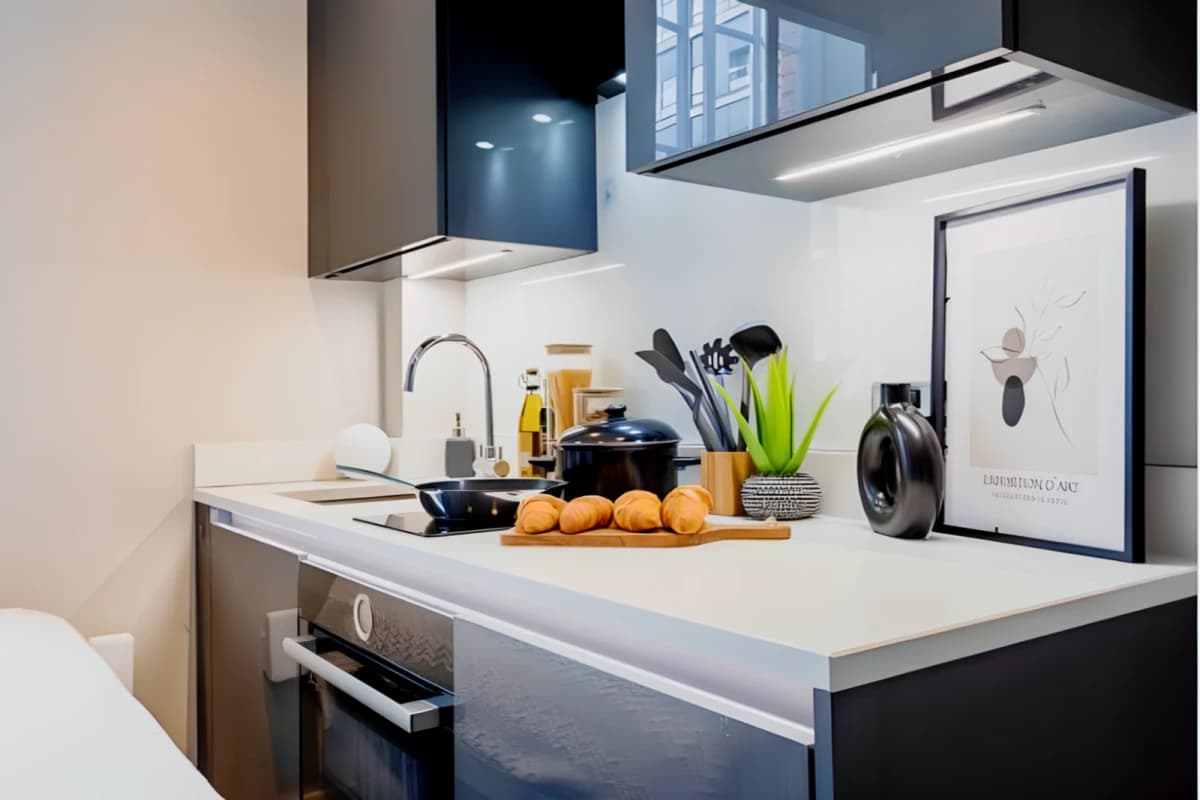 Dwell 121 Princess Street image