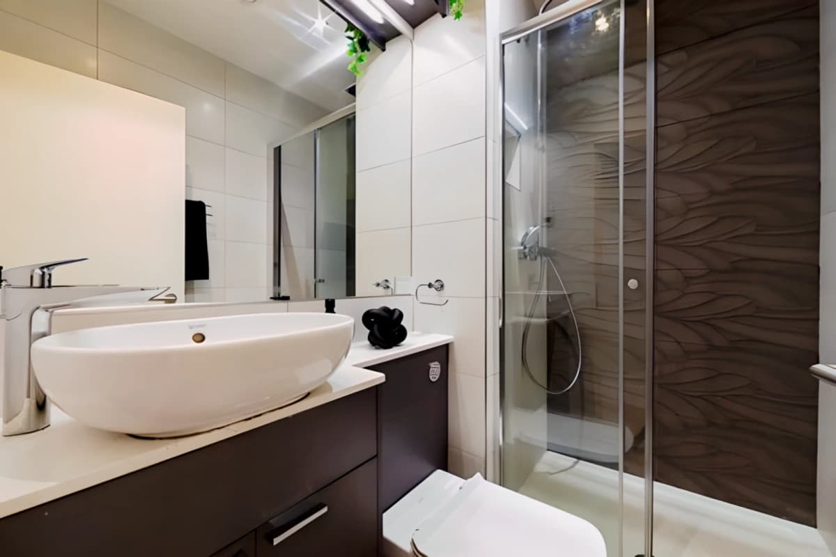 Dwell 121 Princess Street image