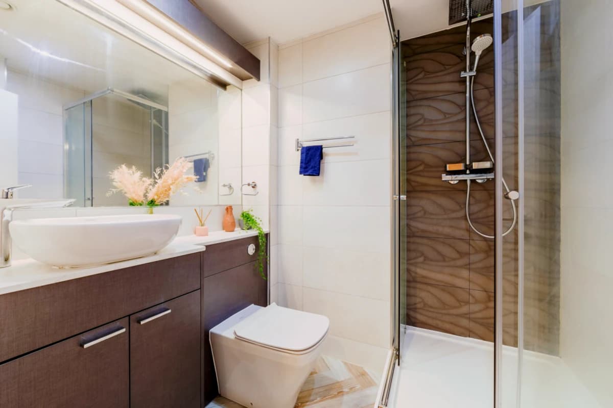 Dwell 121 Princess Street image