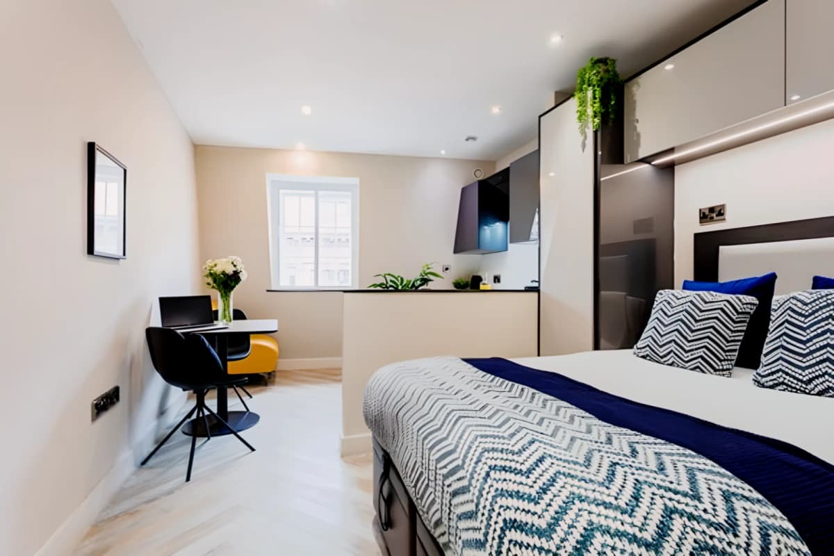 Dwell 121 Princess Street image