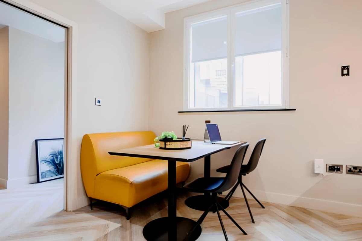 Dwell 121 Princess Street image