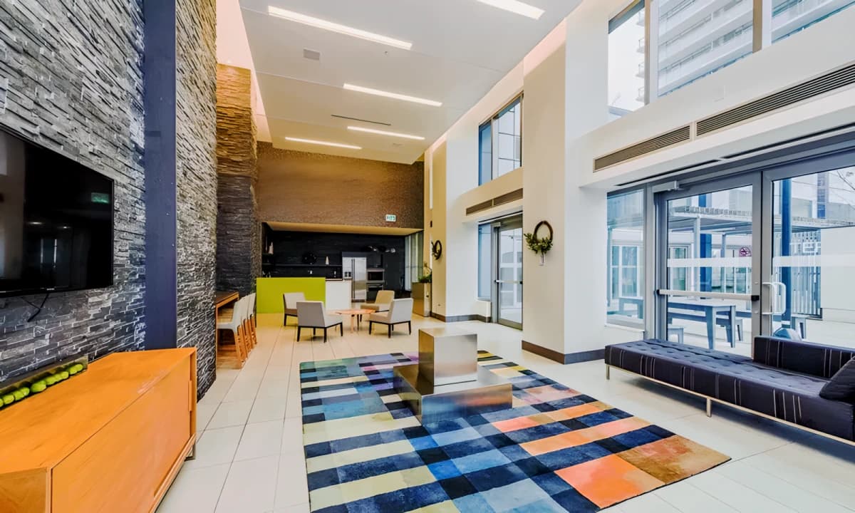Limelight North Tower(360 Square One Dr & 370 Square One Dr) image