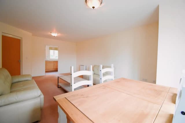 2 Bedroom 2 Bathroom