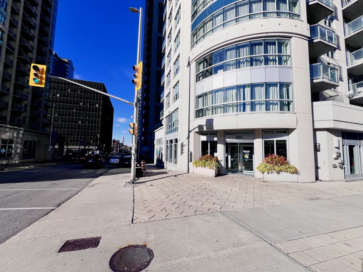 195 Besserer St image 4