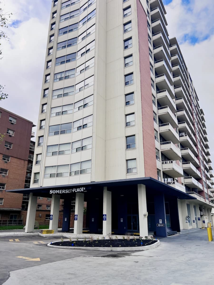 Somerset Place Apartments image 4