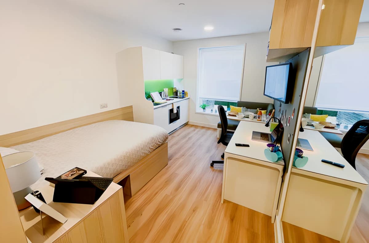 Premium Studio