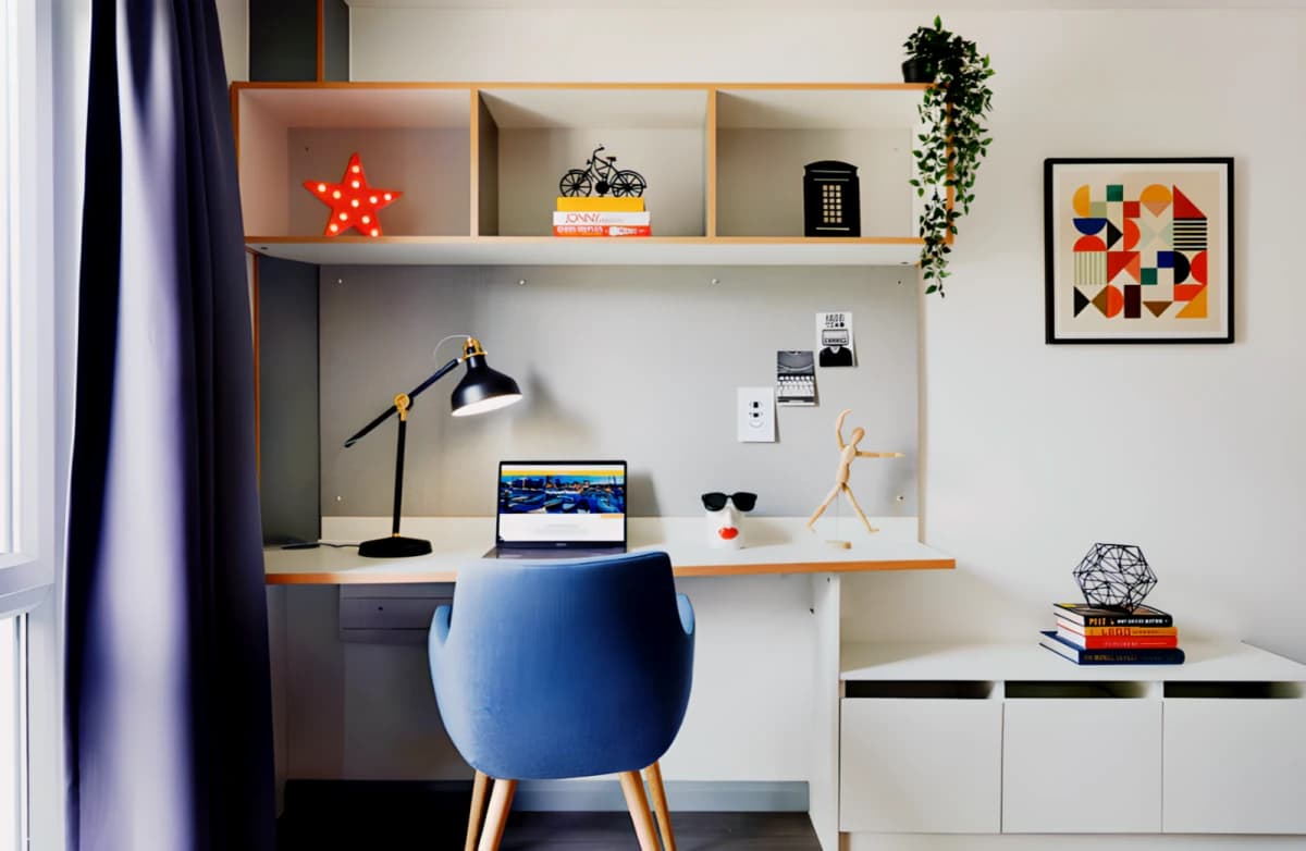 Hampton Square image