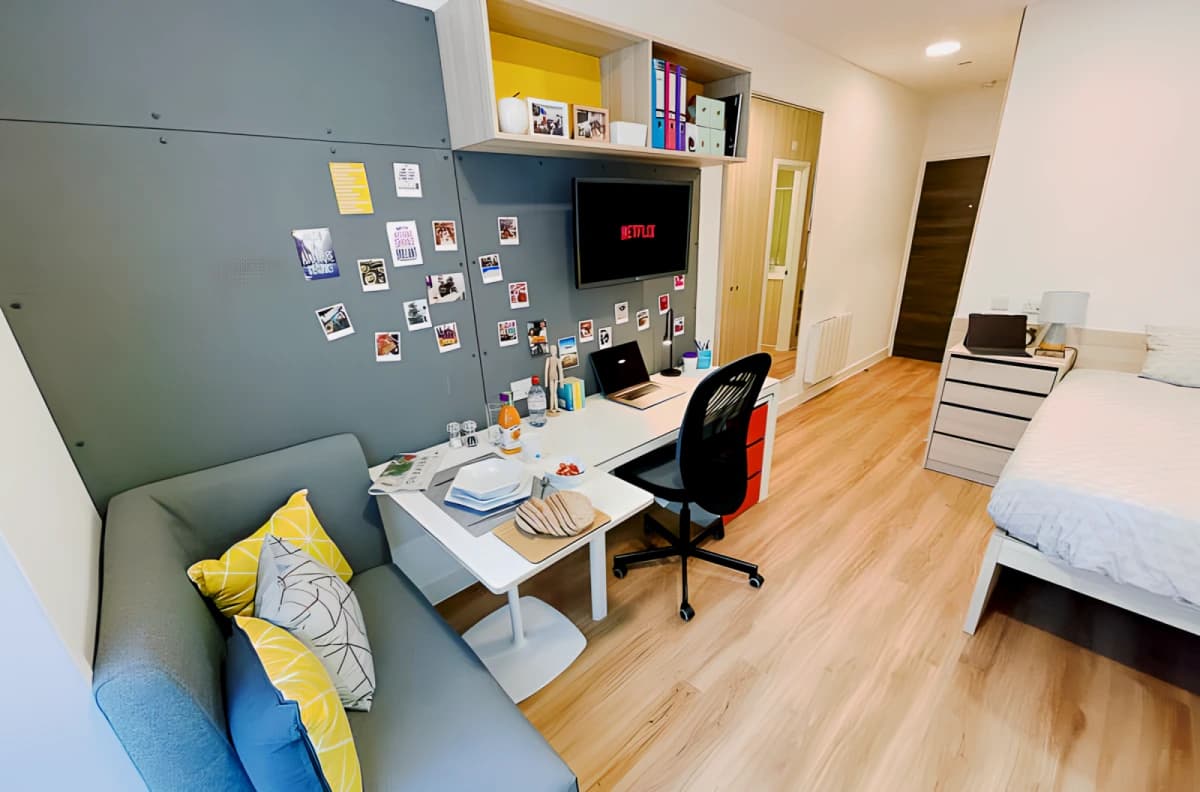 Premium Studio