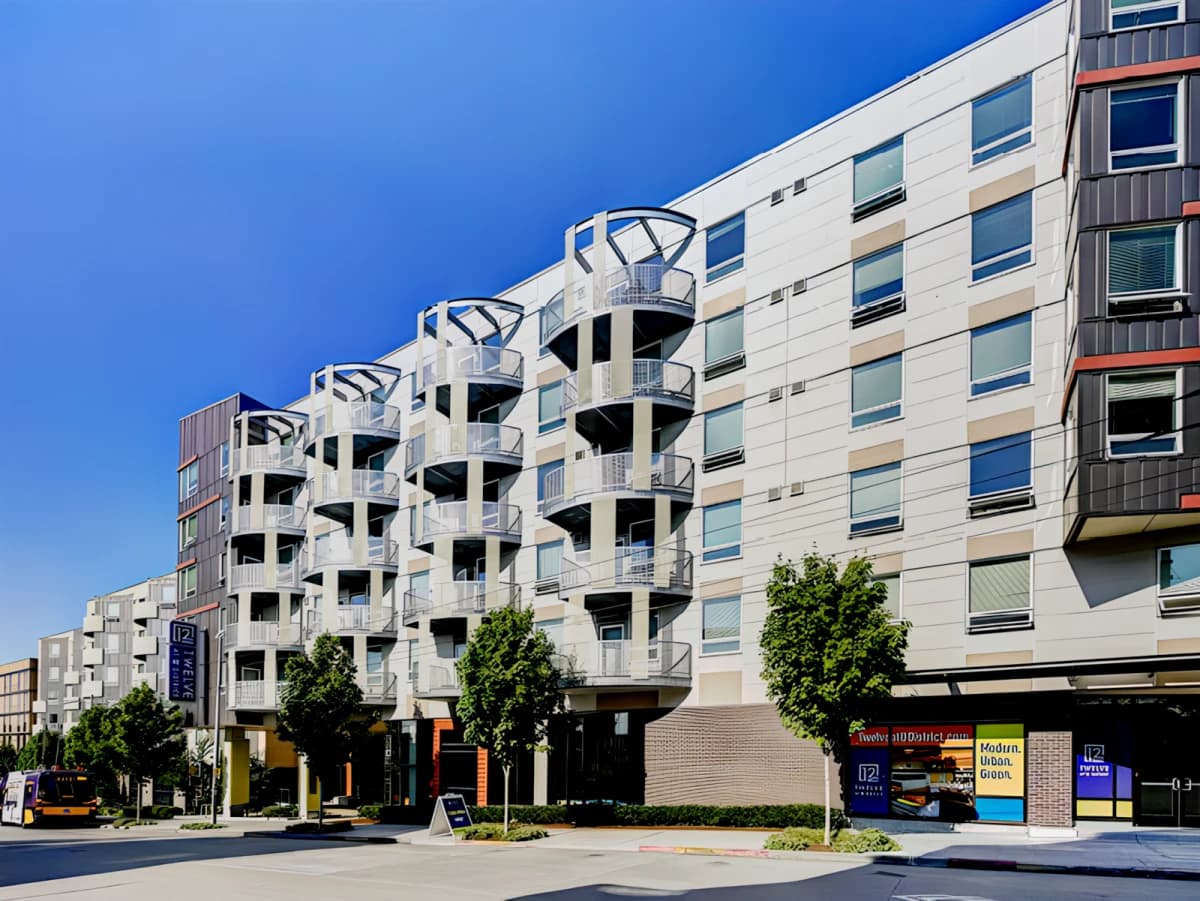 TWELVE at U District