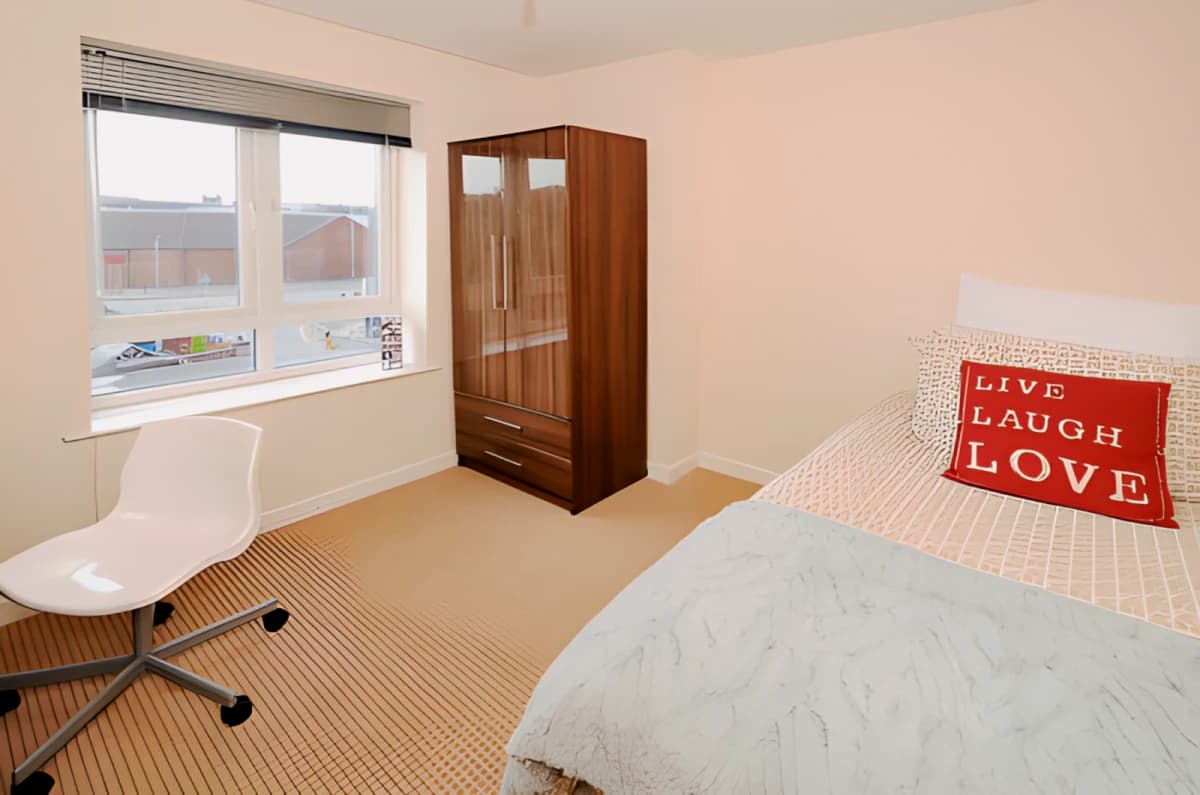 Hassells Bridge Apartments image