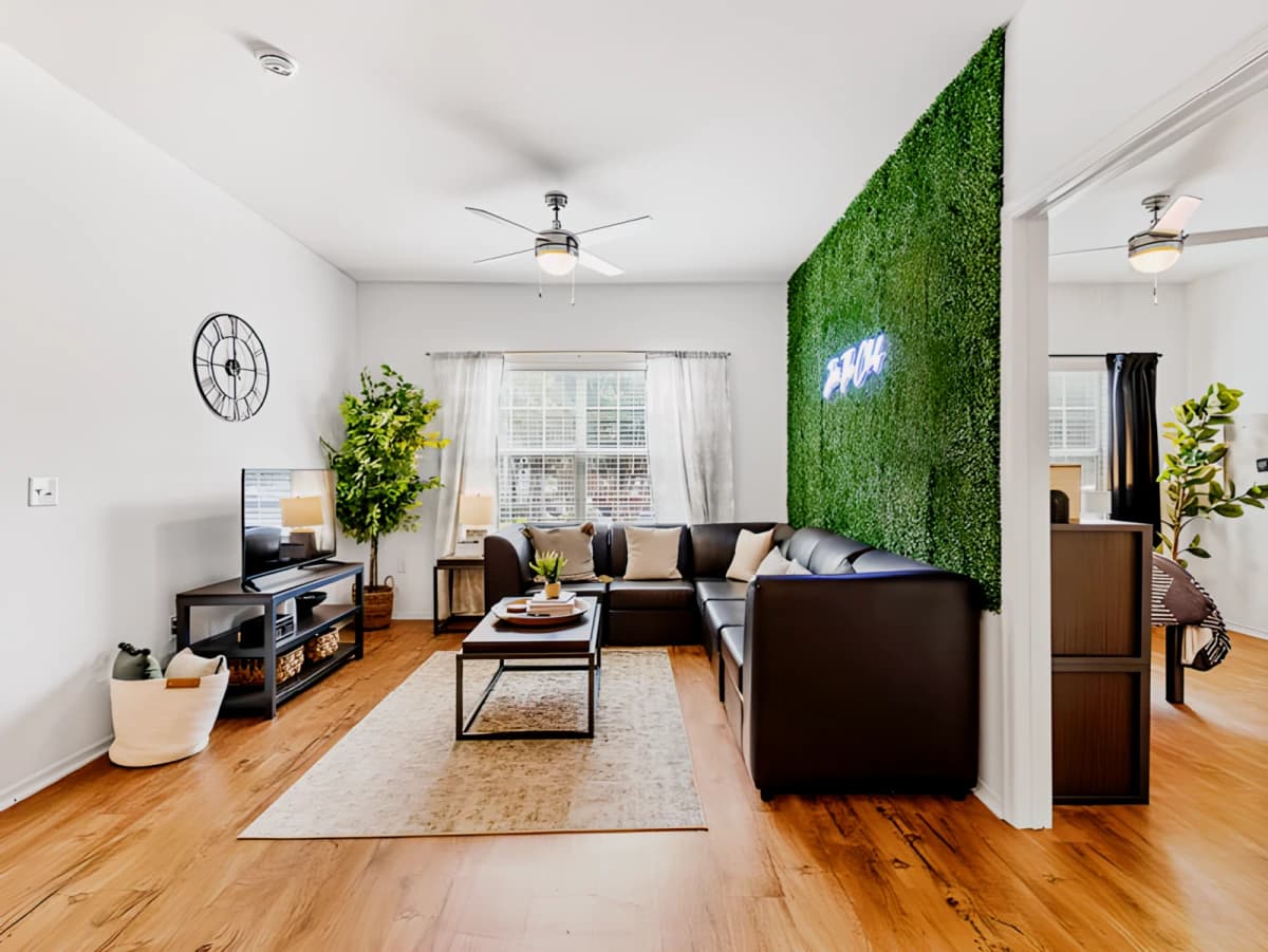 University Club Apartments image 3