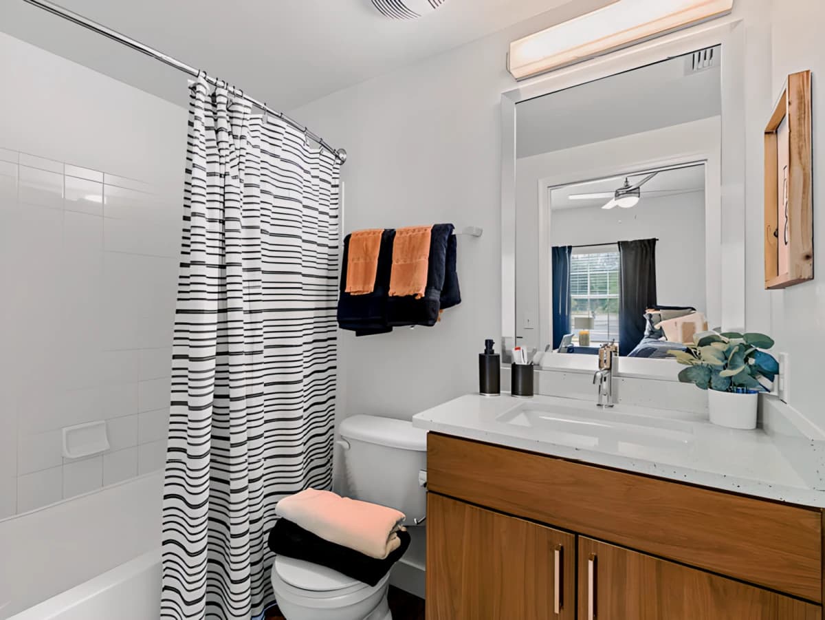 University Club Apartments image