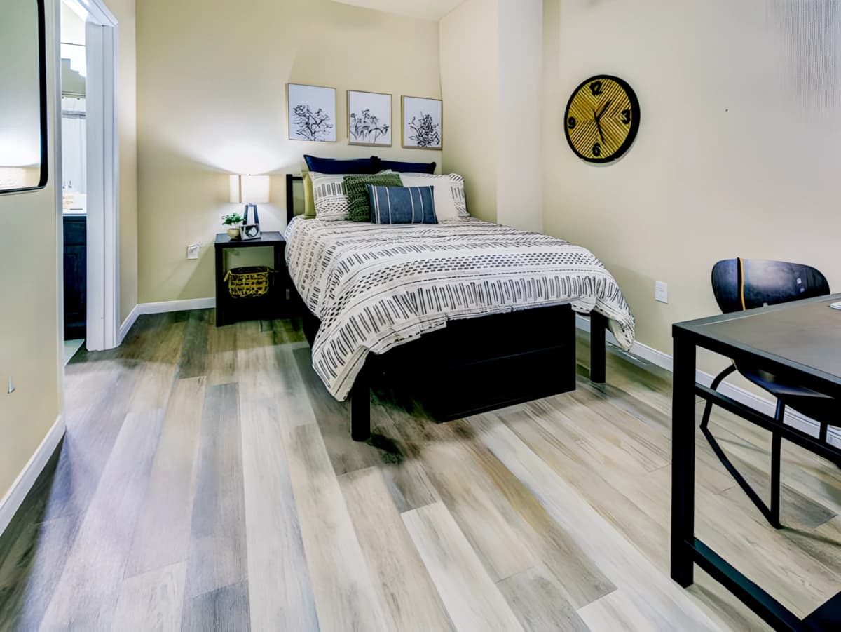 3 Bed - 3 Bath