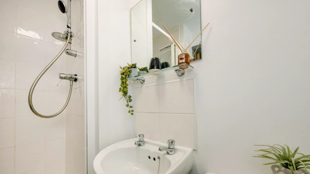 Calthorpe Court image