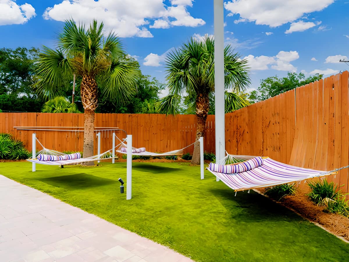 Outdoor Features