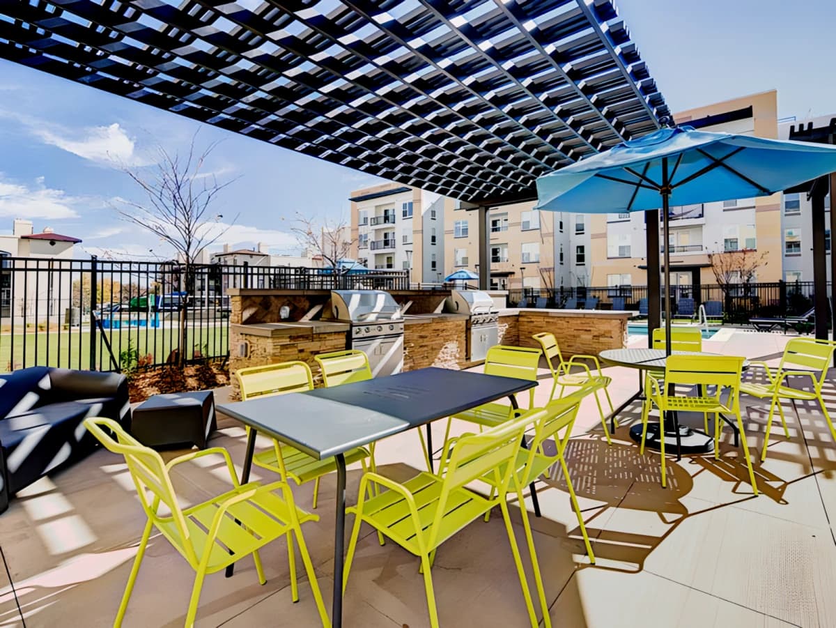Outdoor Features