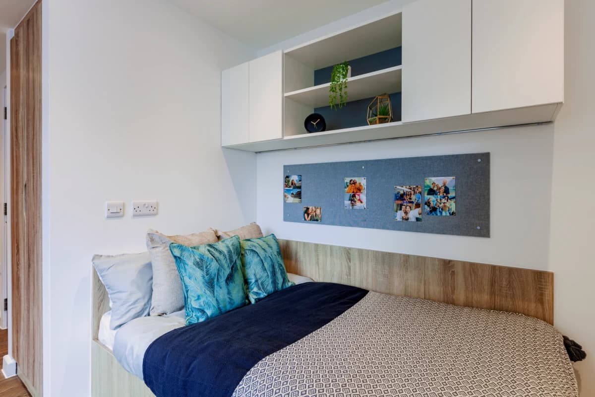 Saltwater Place image