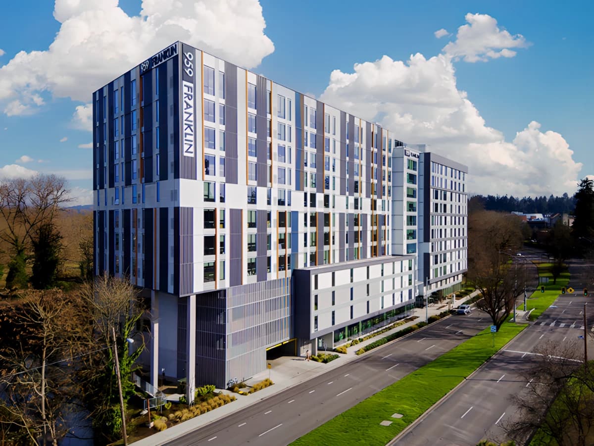 959 Franklin image 3