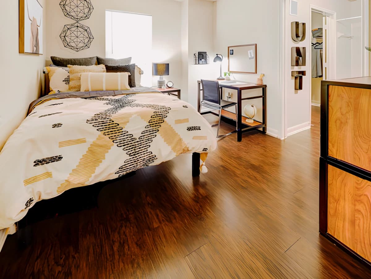 2 Bed - 2 Bath
