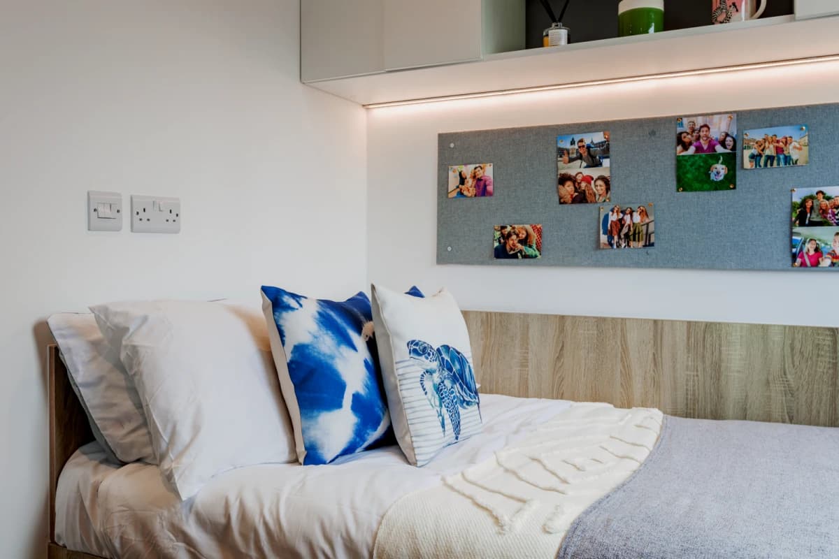 Saltwater Place image