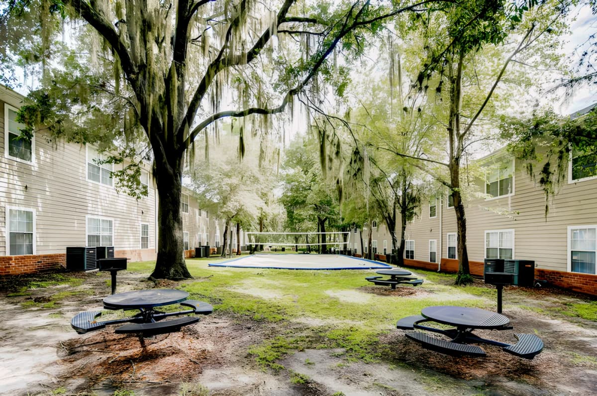 University Club Apartments image 2